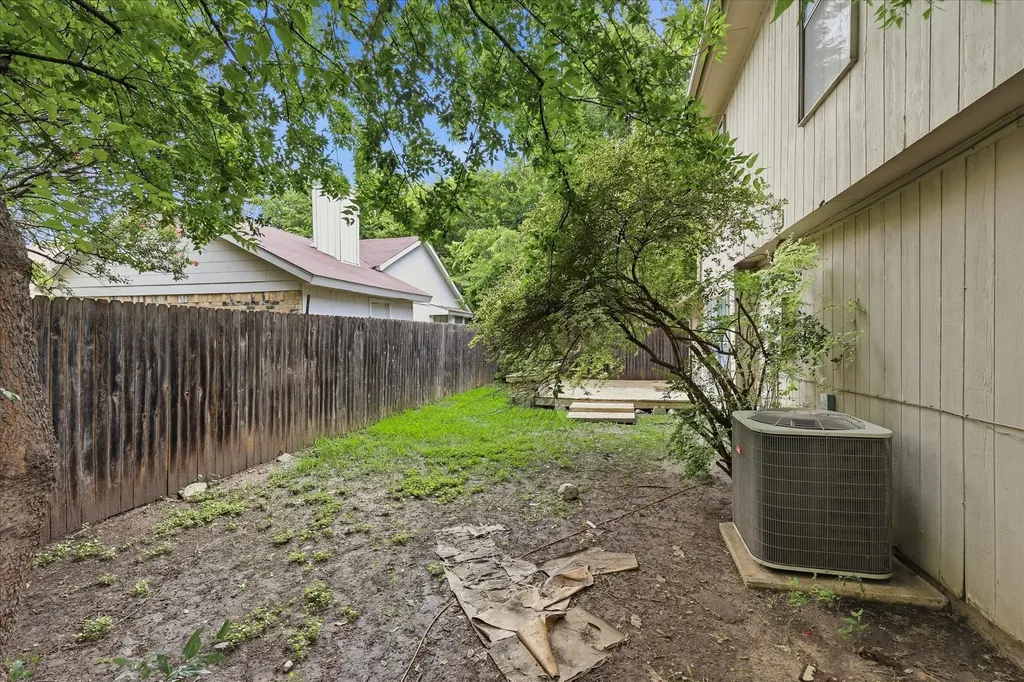 6733 Dandelion Drive Fort Worth TX 76137