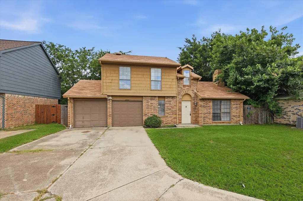 6733 Dandelion Drive Fort Worth TX 76137