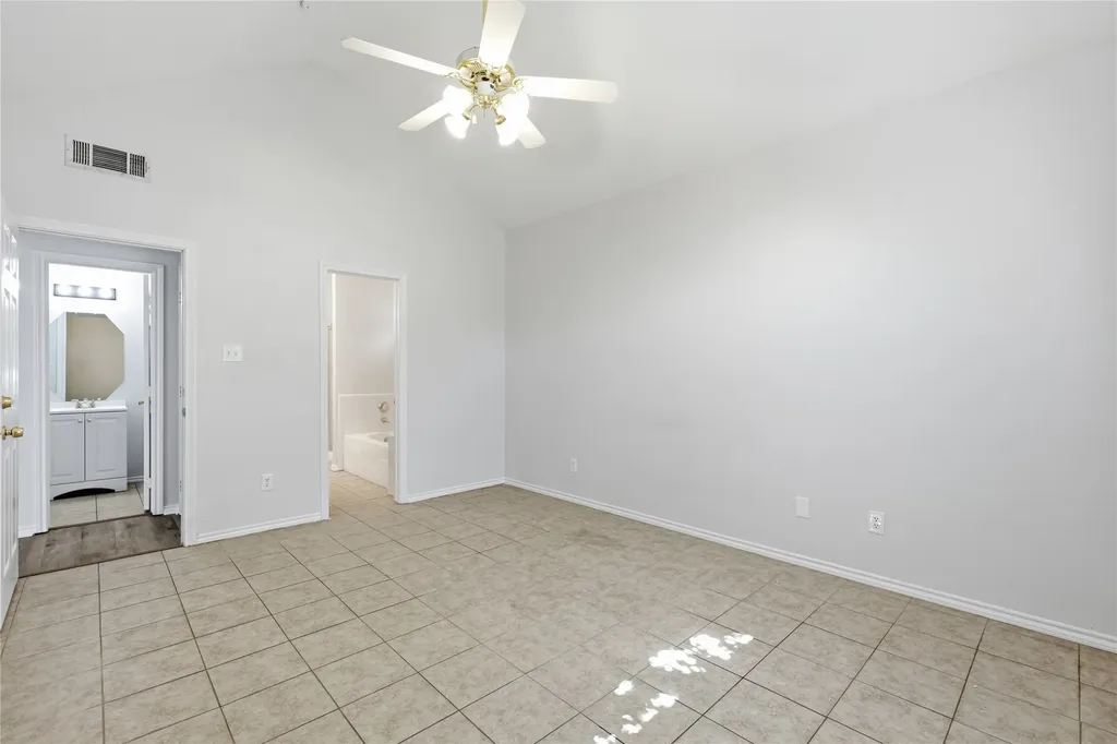 2843 Meadow Way Lane Dallas TX 75228