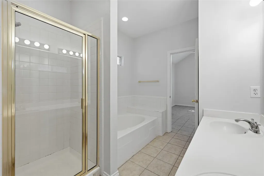 2843 Meadow Way Lane Dallas TX 75228