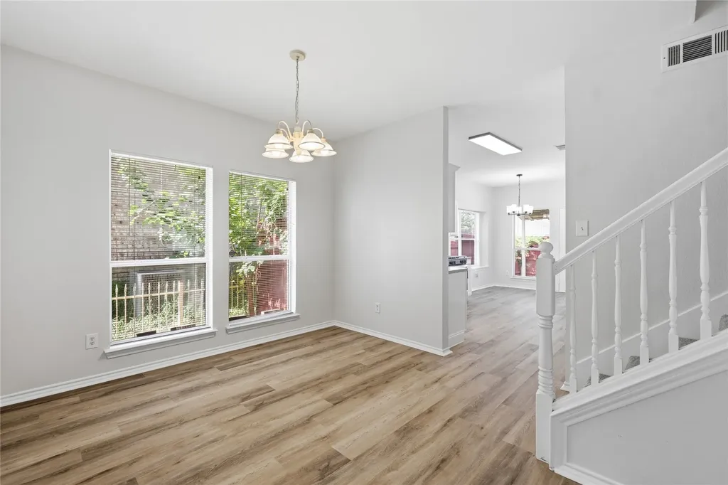 2843 Meadow Way Lane Dallas TX 75228