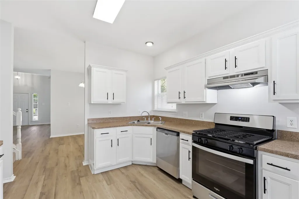 2843 Meadow Way Lane Dallas TX 75228