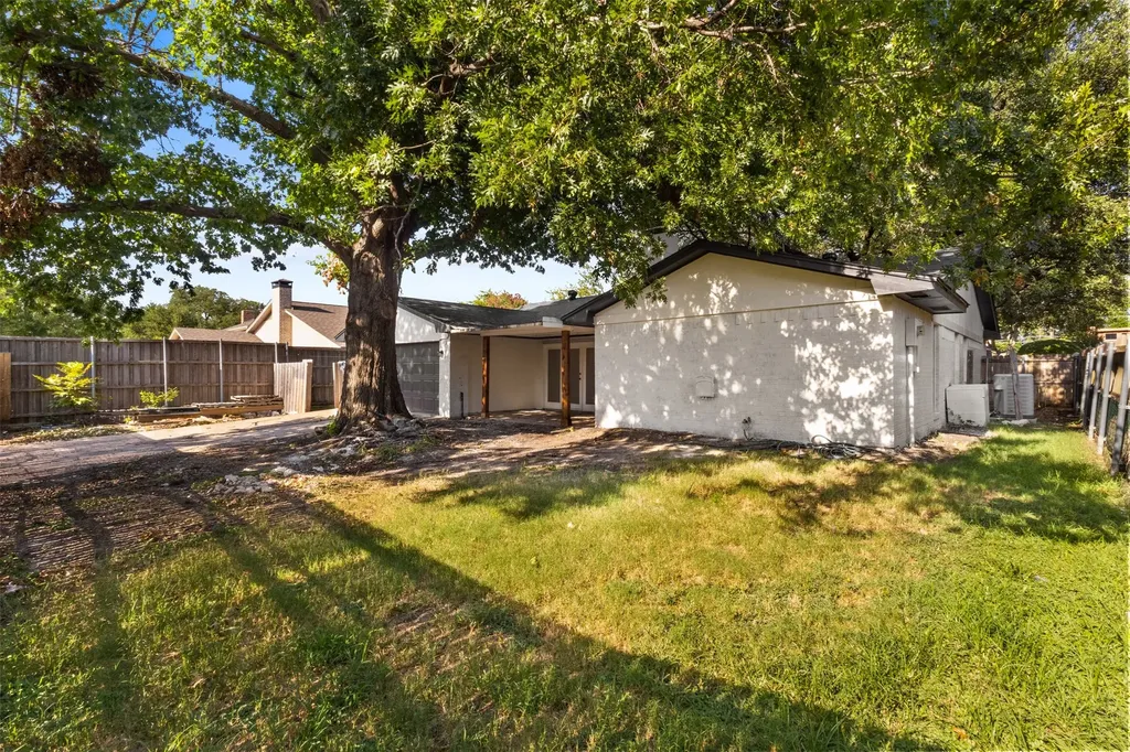 1509 Reston Drive Richardson TX 75081