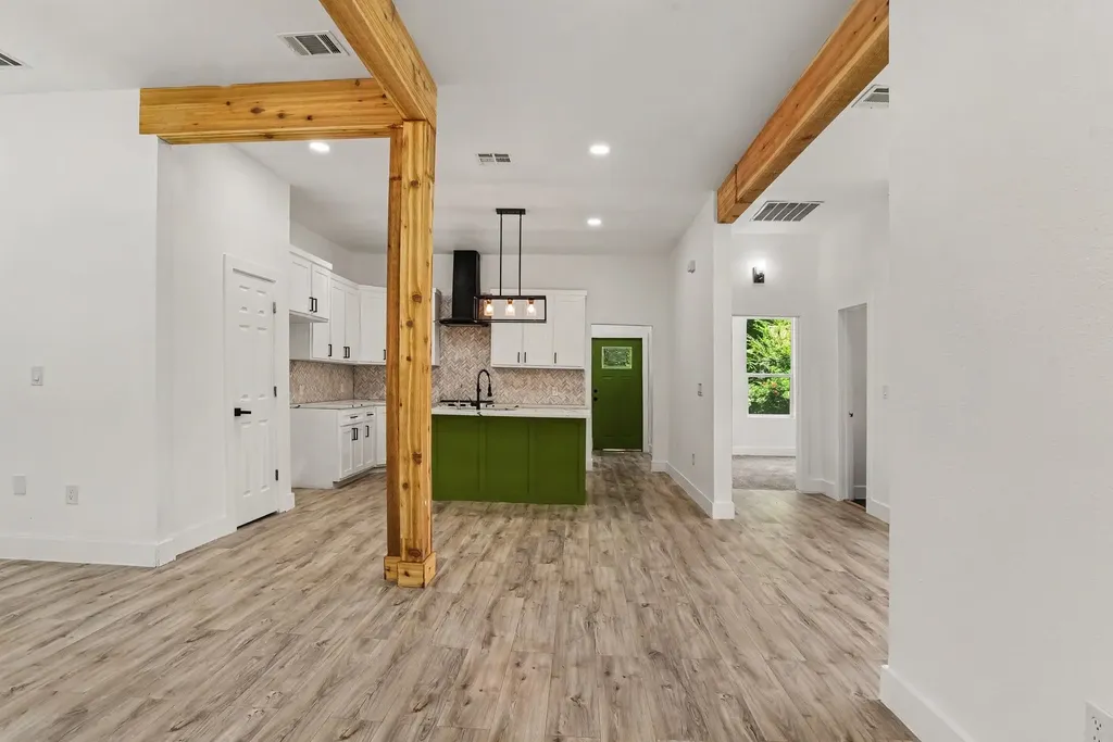 2611 Bourland Street Greenville TX 75401