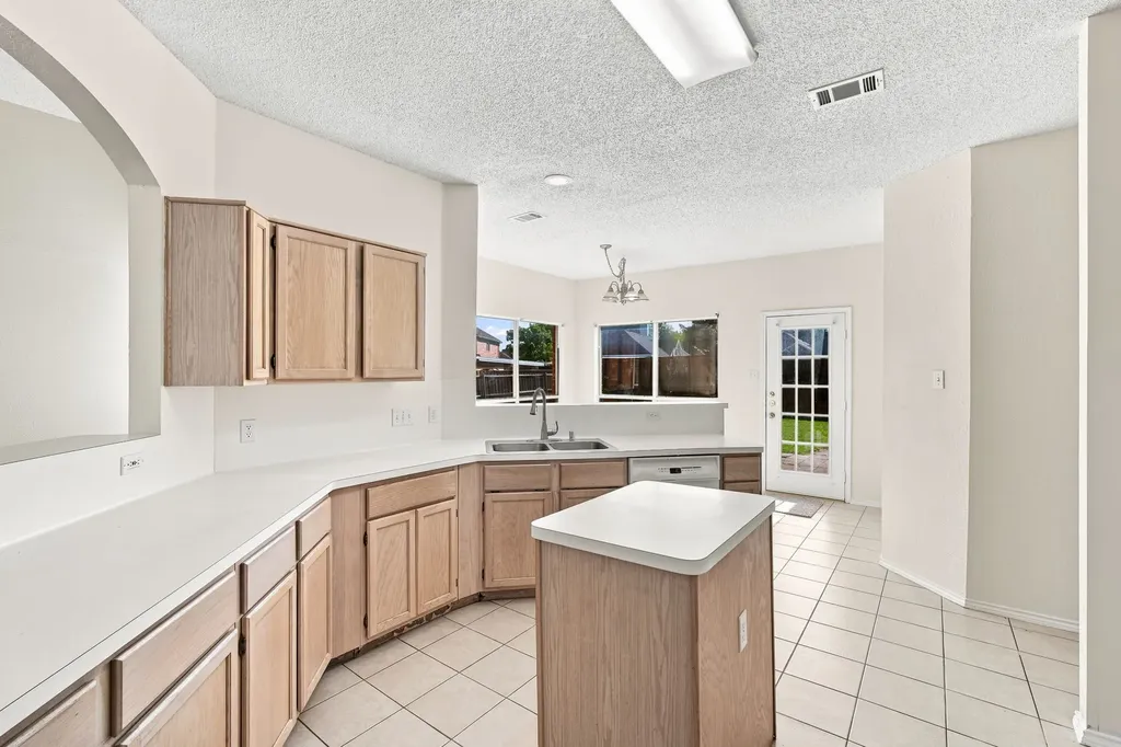 1813 Pendleton Road Rowlett TX 75089