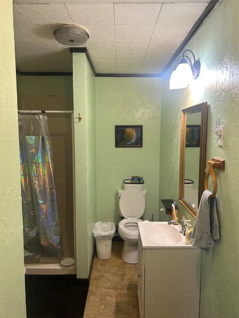 213 Private Road 1743b Clifton TX 76634