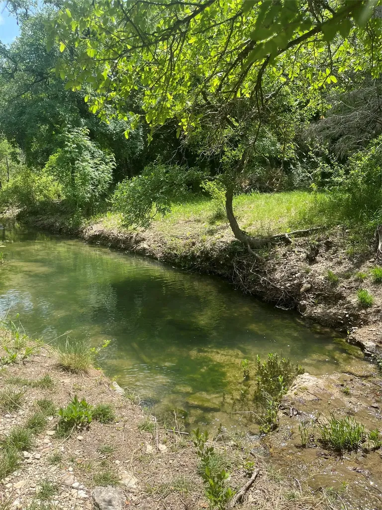 213 Private Road 1743b Clifton TX 76634