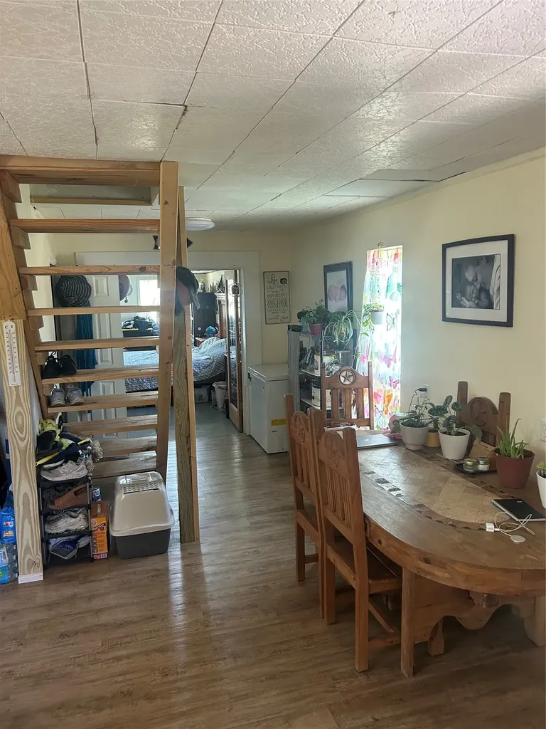 213 Private Road 1743b Clifton TX 76634