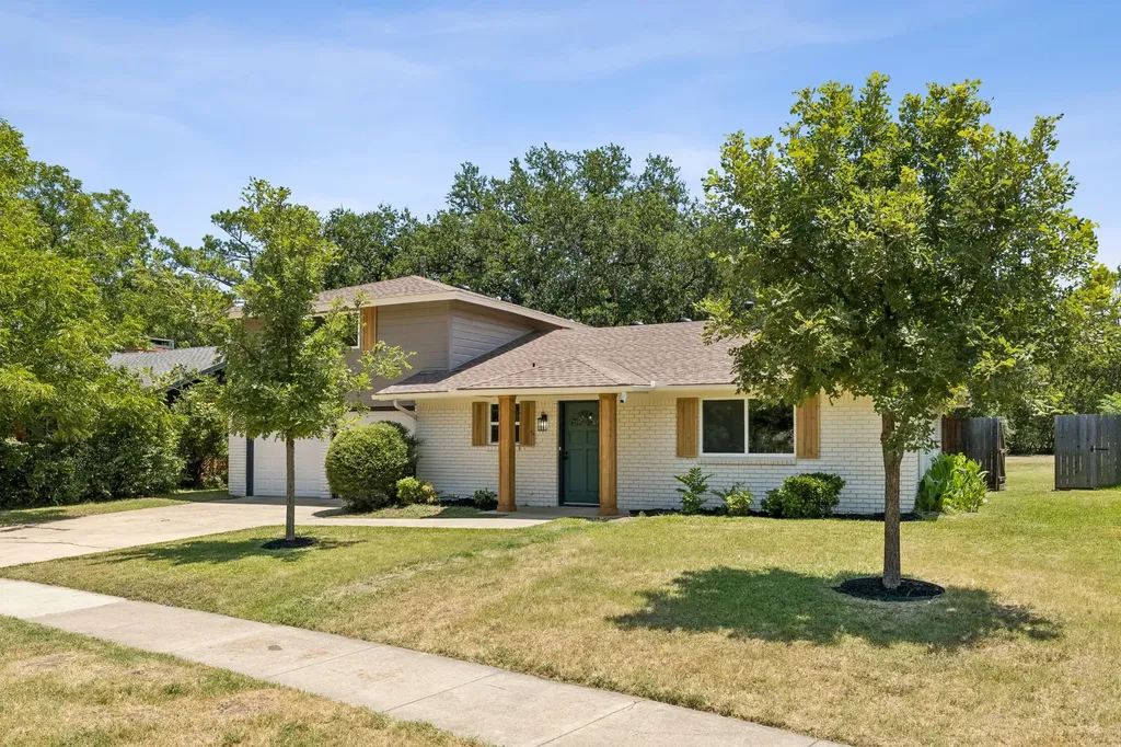 1108 Bellemead Drive Denton TX 76201