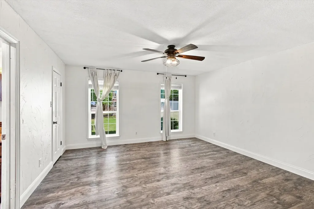 209 Diane Drive Sanger TX 76266