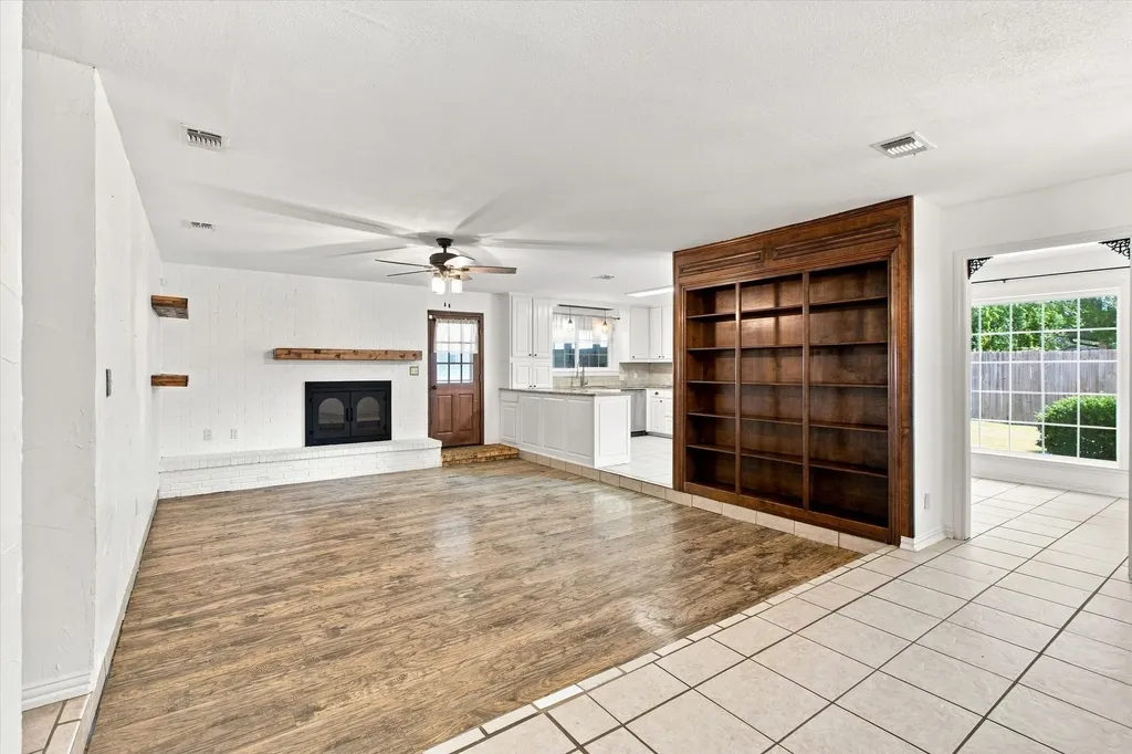 209 Diane Drive Sanger TX 76266