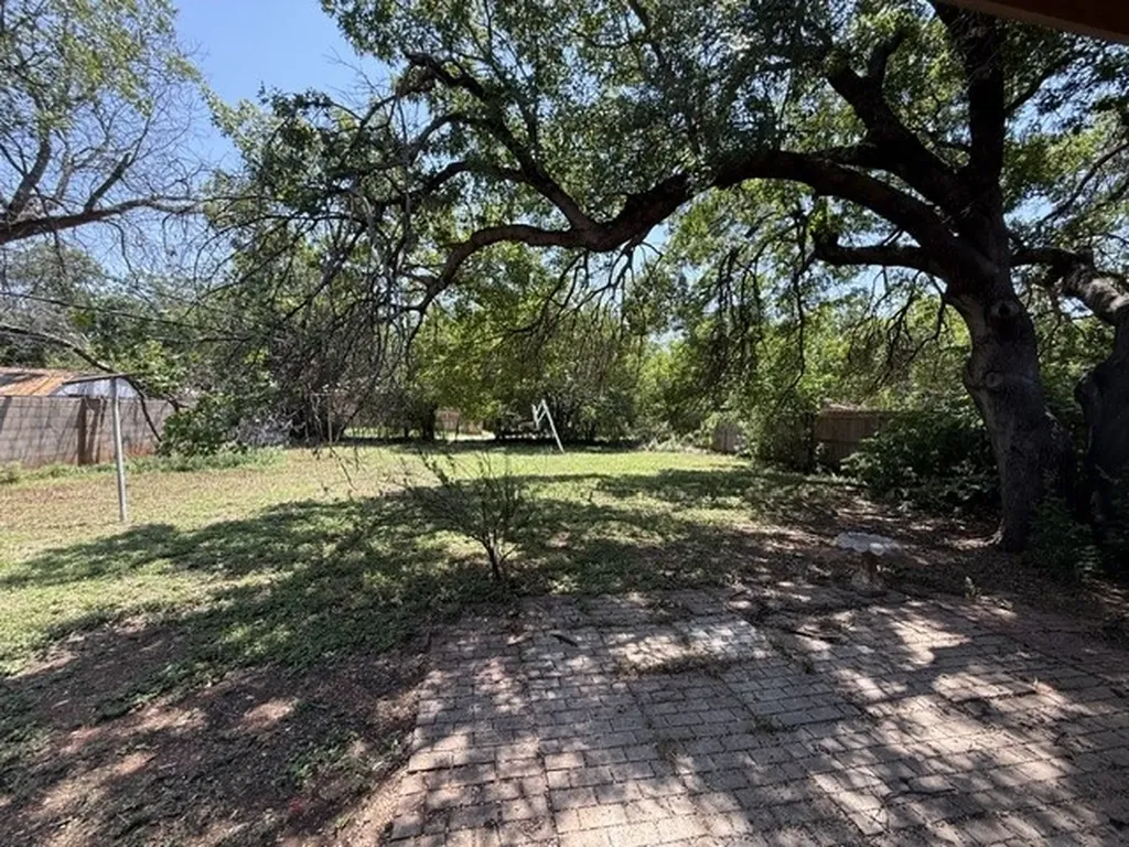 1273 S Pioneer Drive Abilene TX 79605