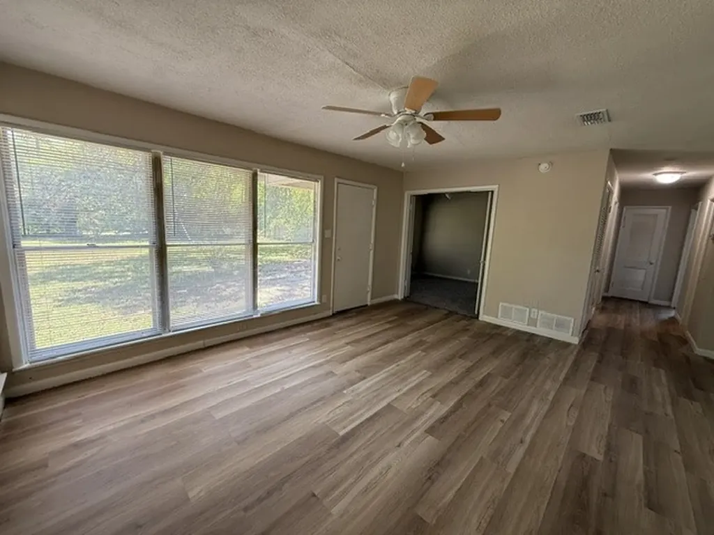 1273 S Pioneer Drive Abilene TX 79605
