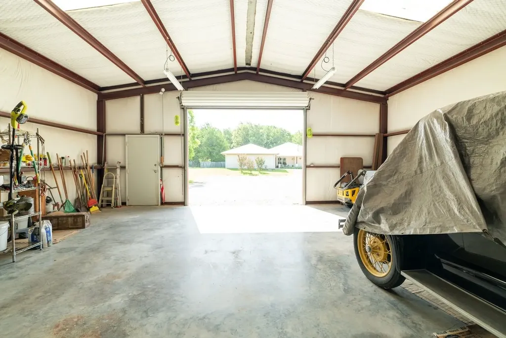 551 County Road 2607 Bonham TX 75418