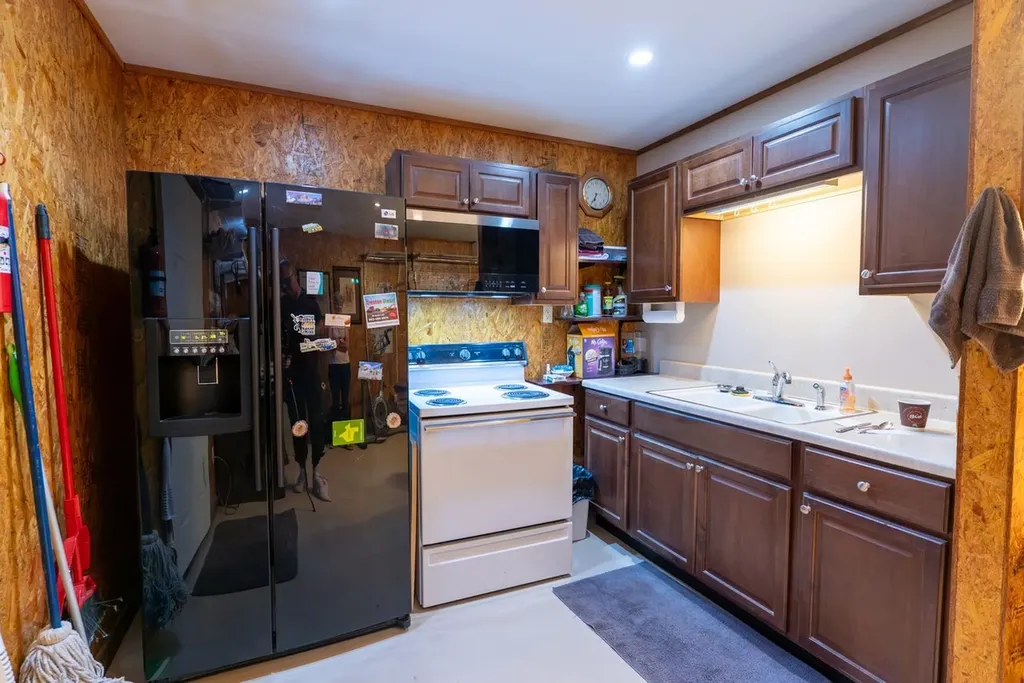 551 County Road 2607 Bonham TX 75418