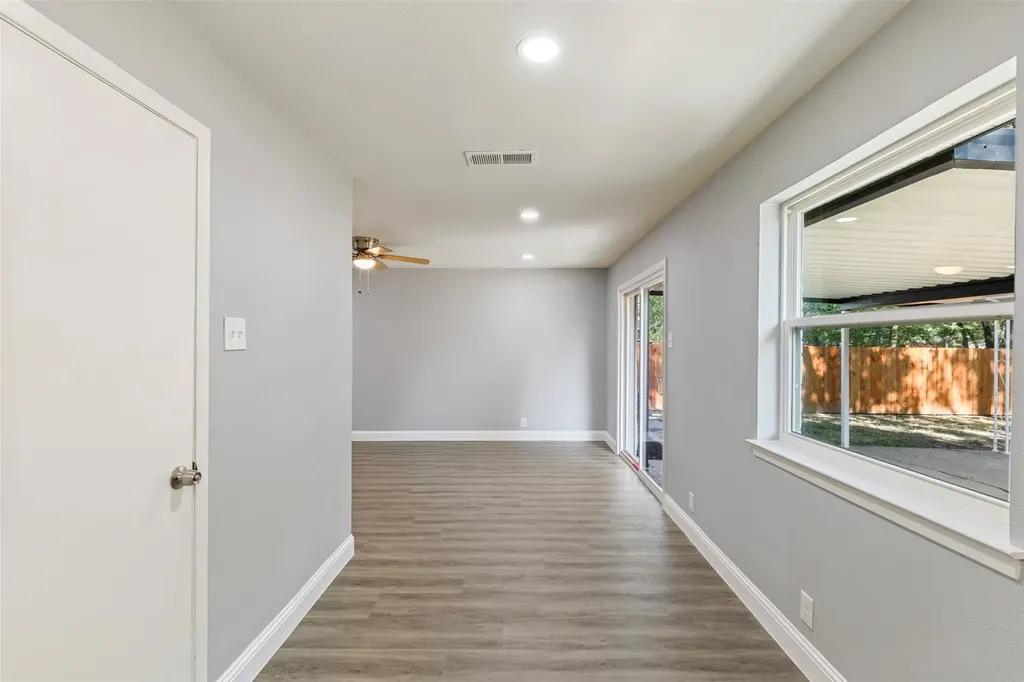 11412 Small Drive Balch Springs TX 75180