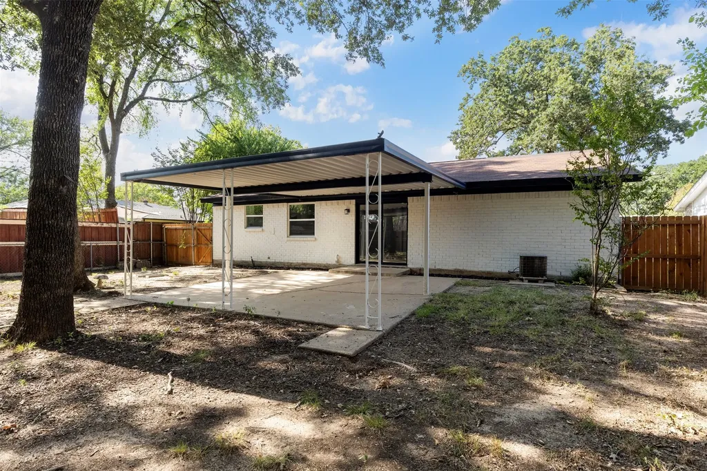 11412 Small Drive Balch Springs TX 75180
