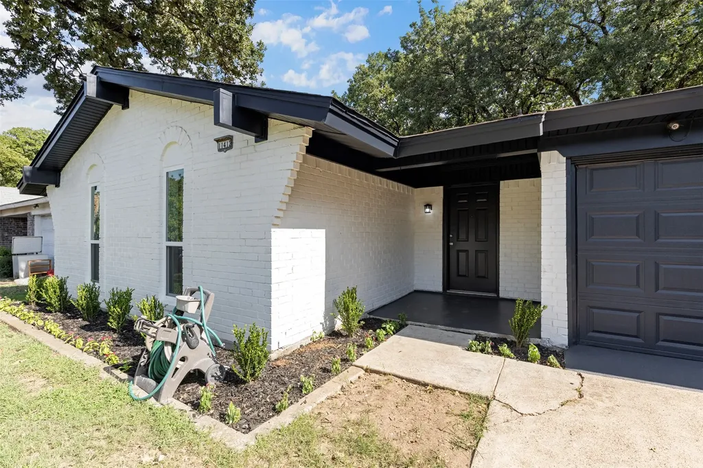 11412 Small Drive Balch Springs TX 75180