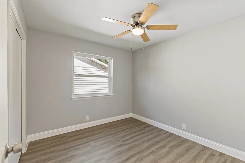 11412 Small Drive Balch Springs TX 75180