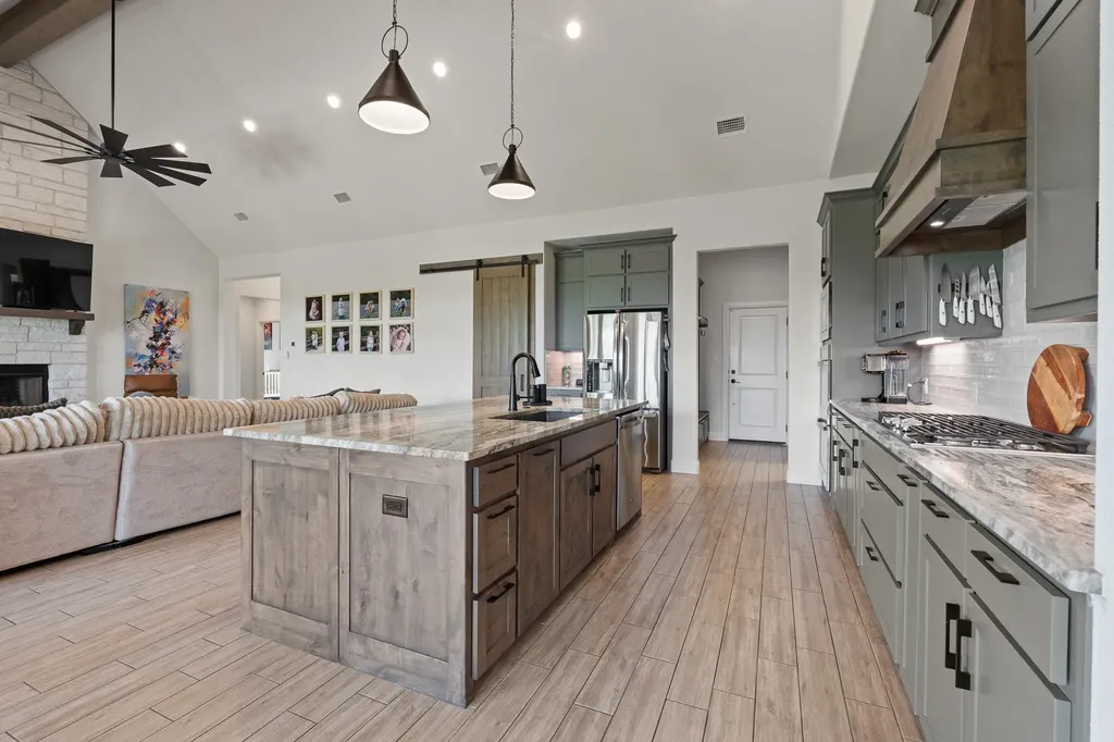 6048 Bella Terra Lane Godley TX 76044