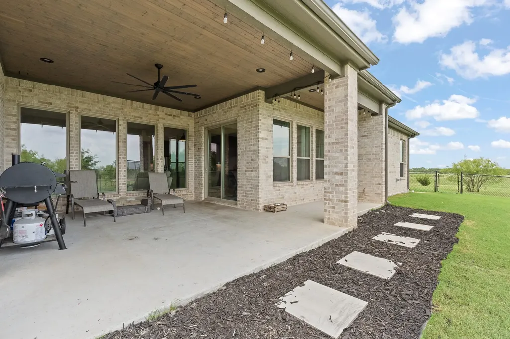 6048 Bella Terra Lane Godley TX 76044