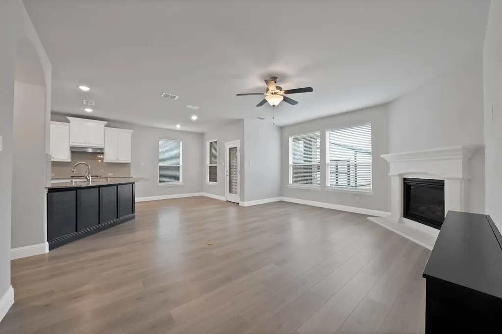 3101 Millstone Lane Mansfield TX 76084