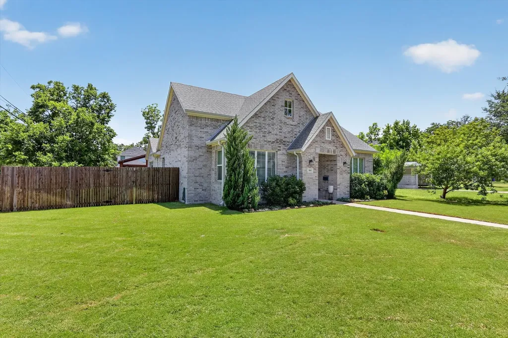 5801 Aton Avenue Westworth Village TX 76114