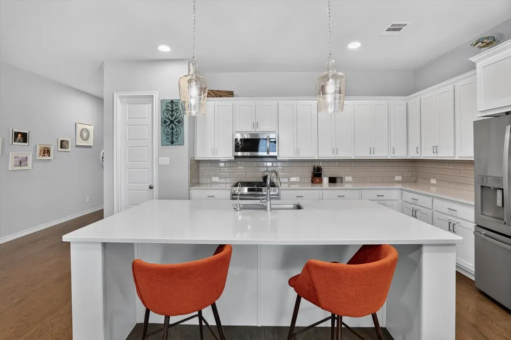 5801 Aton Avenue Westworth Village TX 76114