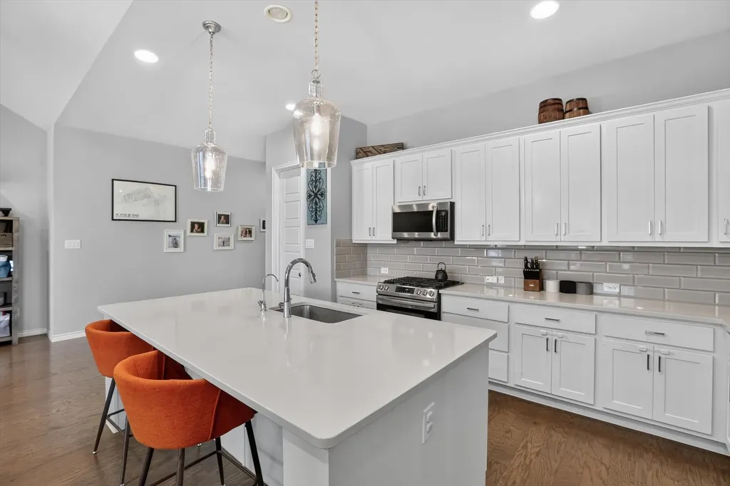 5801 Aton Avenue Westworth Village TX 76114