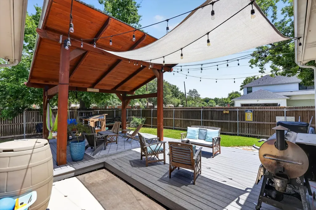 5801 Aton Avenue Westworth Village TX 76114