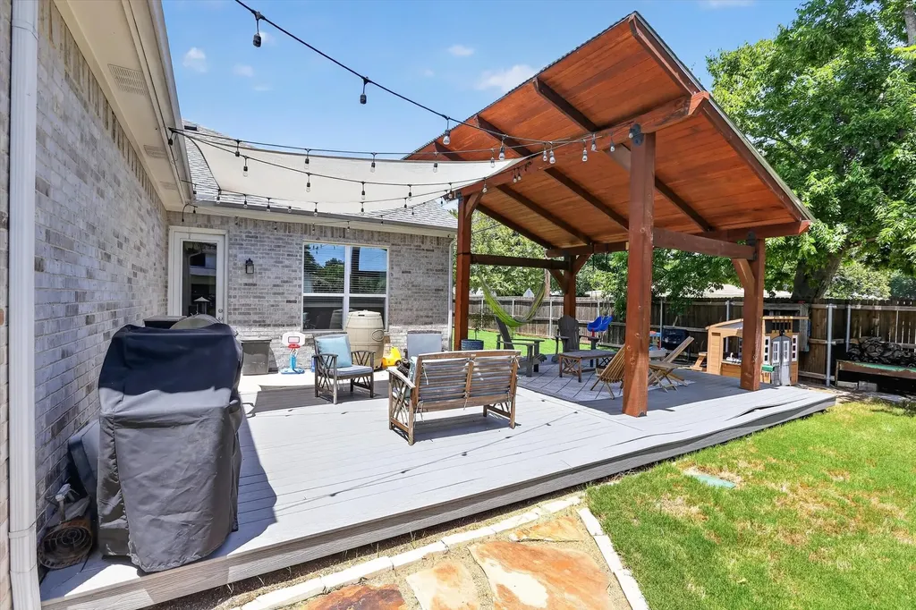 5801 Aton Avenue Westworth Village TX 76114