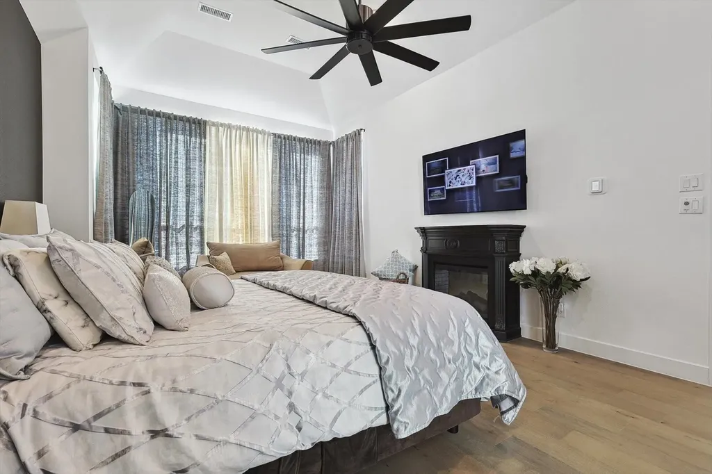 2017 Compton Court Celina TX 75009