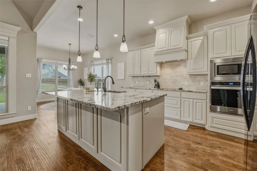 125 Oak View Drive Godley TX 76044