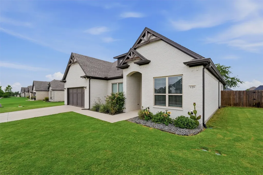 125 Oak View Drive Godley TX 76044