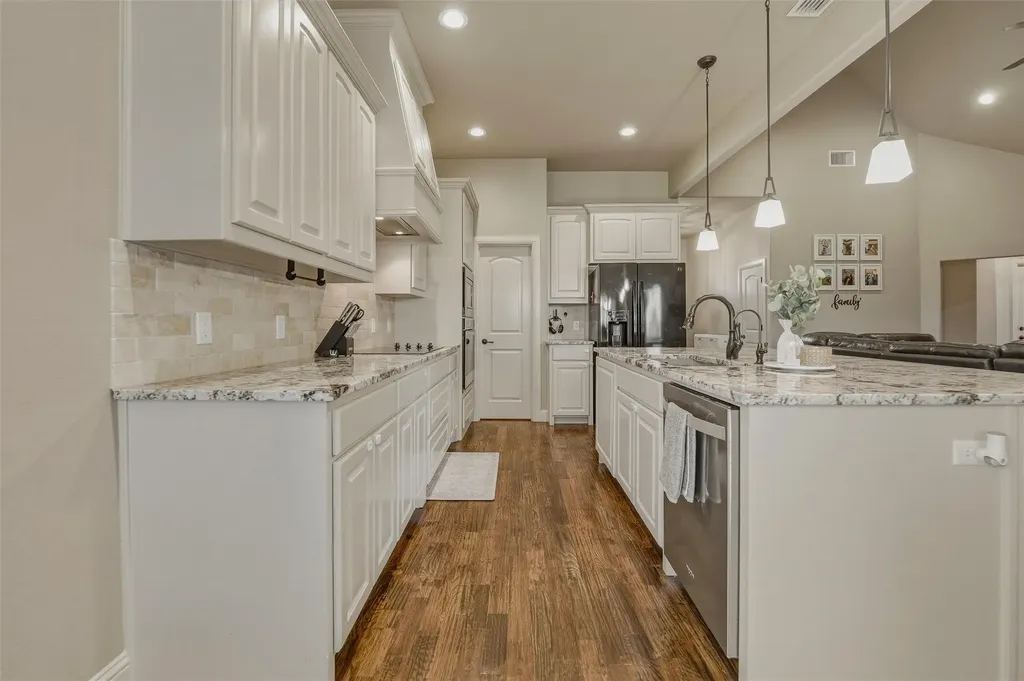125 Oak View Drive Godley TX 76044