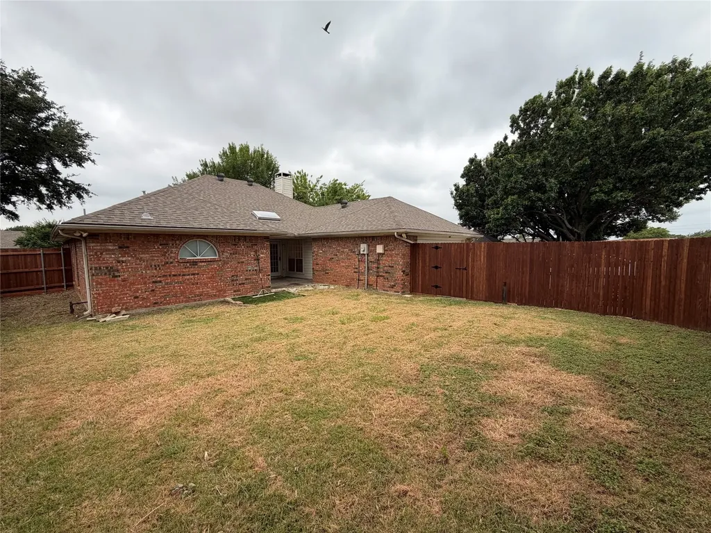 1426 Mapleview Drive Carrollton TX 75007
