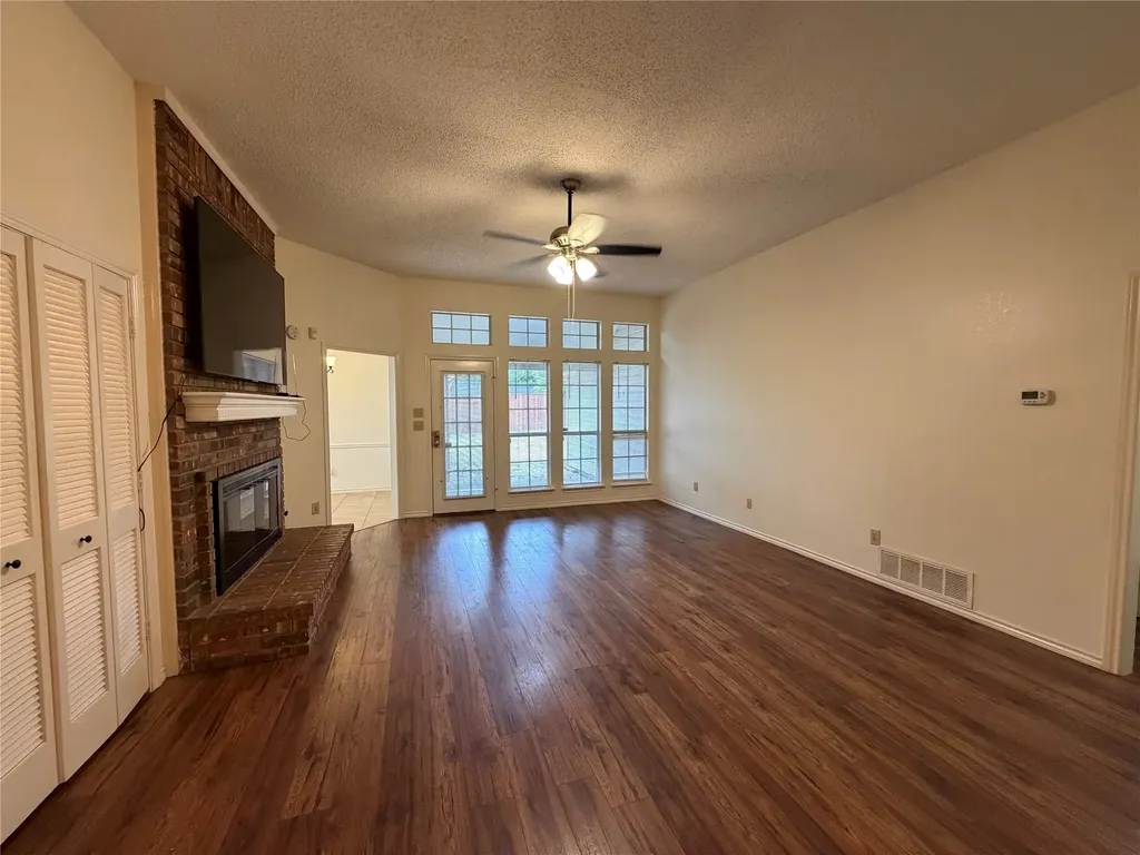 1426 Mapleview Drive Carrollton TX 75007