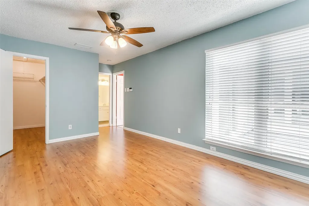 2651 Via Los Altos Carrollton TX 75006