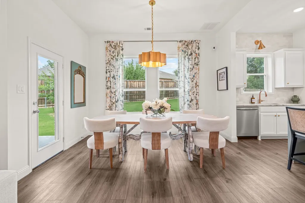 602 Sterling Drive Benbrook TX 76126