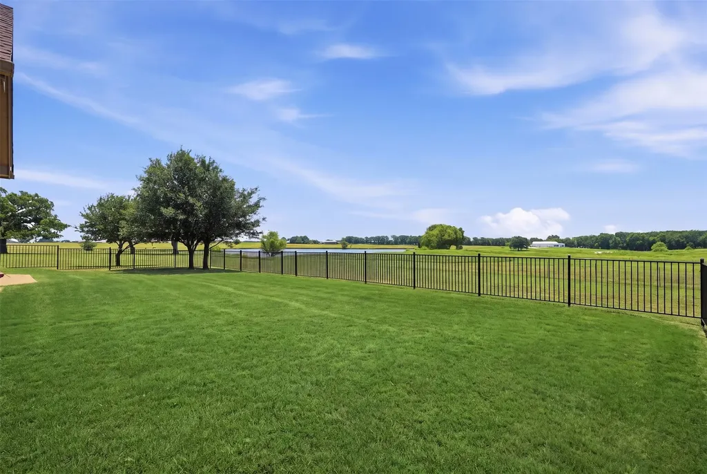 799 Vz County Road 2604 Mabank TX 75147