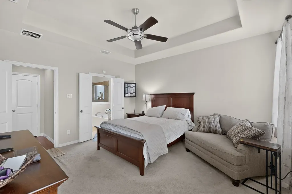 9215 Moon River Court Arlington TX 76002