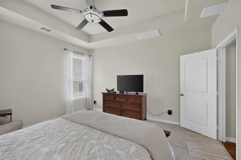 9215 Moon River Court Arlington TX 76002