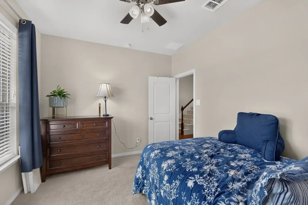 9215 Moon River Court Arlington TX 76002