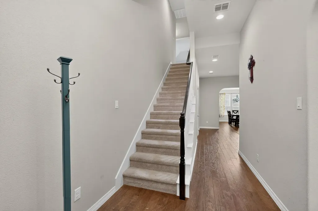 9215 Moon River Court Arlington TX 76002