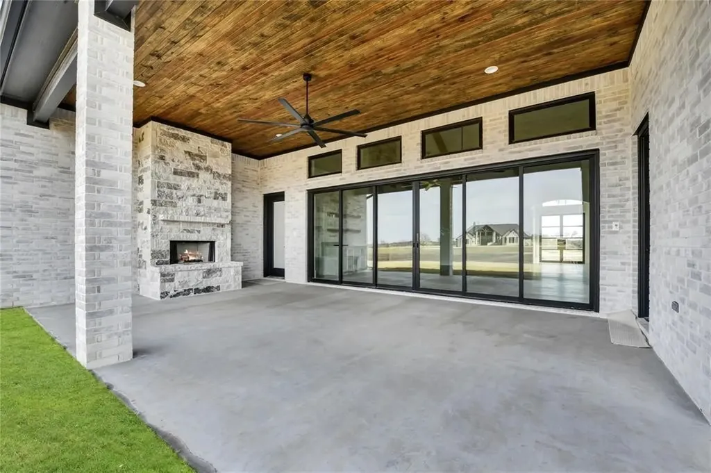 5021 Frost Creek Aledo TX 76008