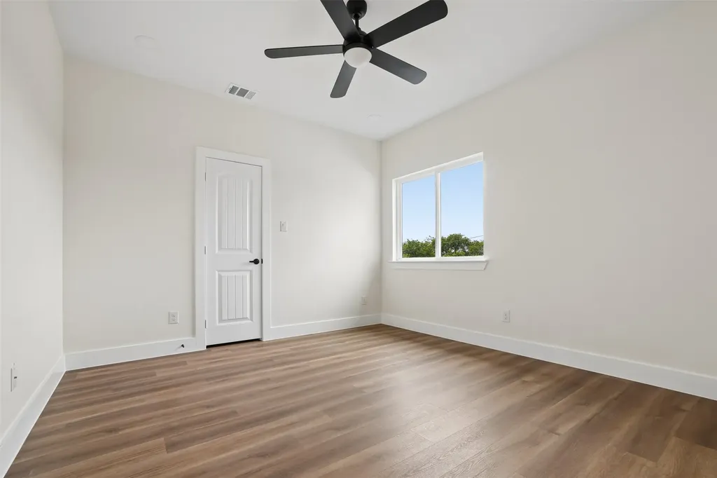 2646 Alabama Avenue Dallas TX 75216