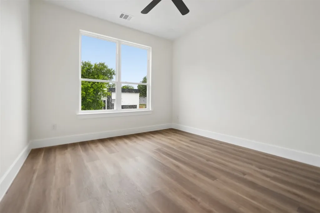 2646 Alabama Avenue Dallas TX 75216