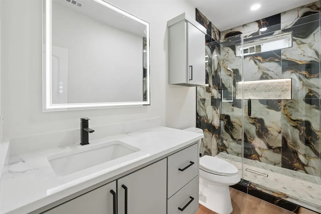 2646 Alabama Avenue Dallas TX 75216