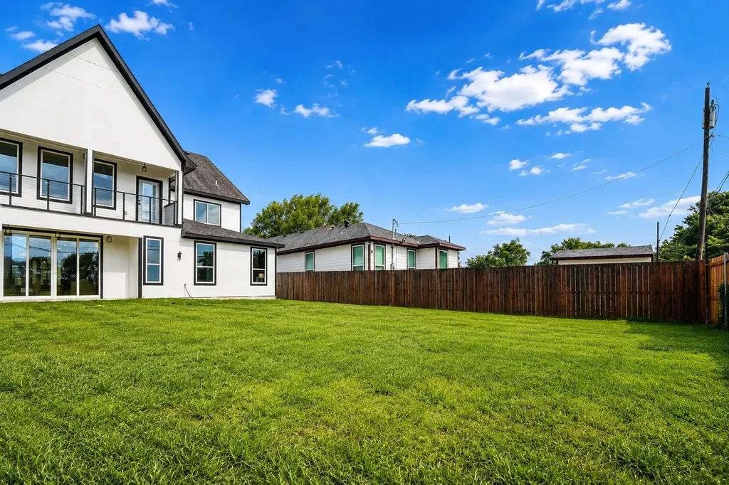 2646 Alabama Avenue Dallas TX 75216