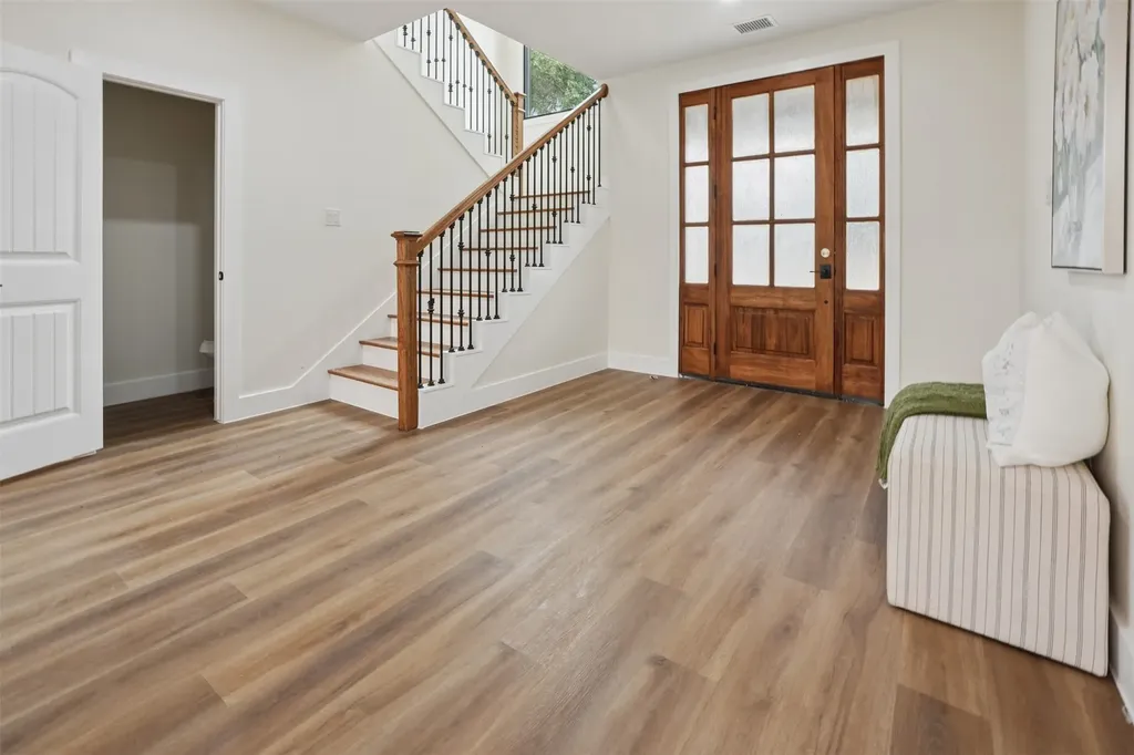 2646 Alabama Avenue Dallas TX 75216